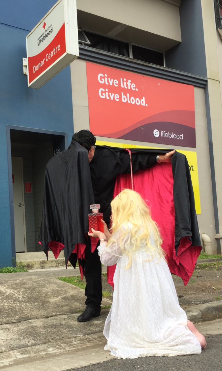 Dracula give blood